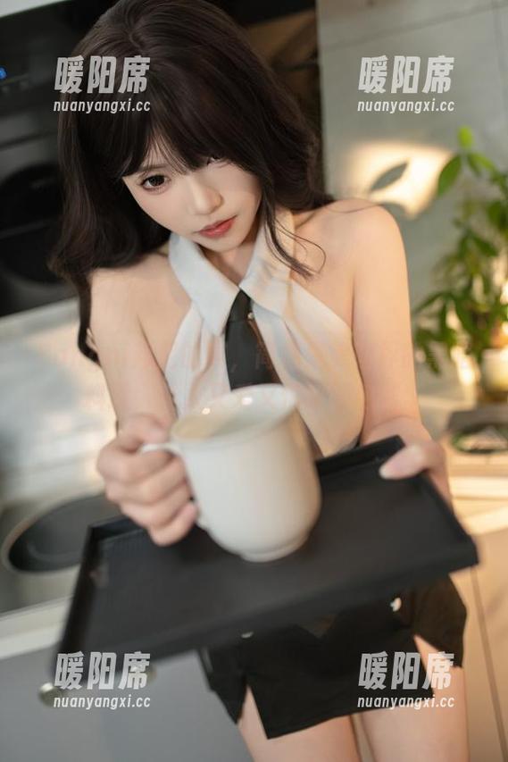 Bangni邦尼 Bangni邦尼的冥,简直是美图界的黑暗料理,让人又爱又恨的图包啊。