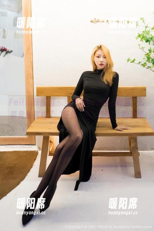 Feilin嗲囡囡 - 当伊蓓Eva遇上制服，写真竟然变成了‘任务’与‘懒散’的碰撞！