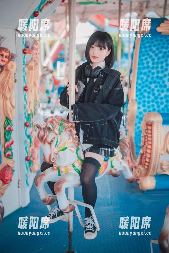 一套只属于Jenny(정제니)的瑜伽cos图册，哈哈，你们看这些有趣的姿势!