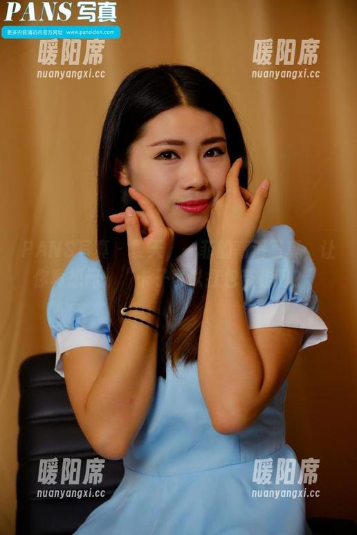 PANS写真 - 夏天，一菲的高清写真，让你真想问：“卡子可以打包带走吗？”