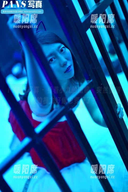 PANS写真-小九 PANS写真 - 看着小九的眼镜,突然觉得我的视力好像也变好了?