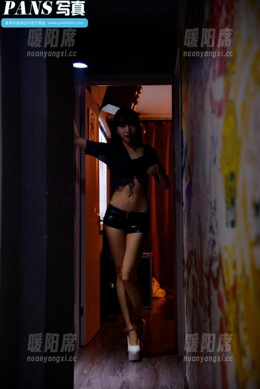 PANS写真-韩美轩 PANS写真 - 谁能拒绝韩美轩的私拍?女王的资源总是让我如痴如醉!
