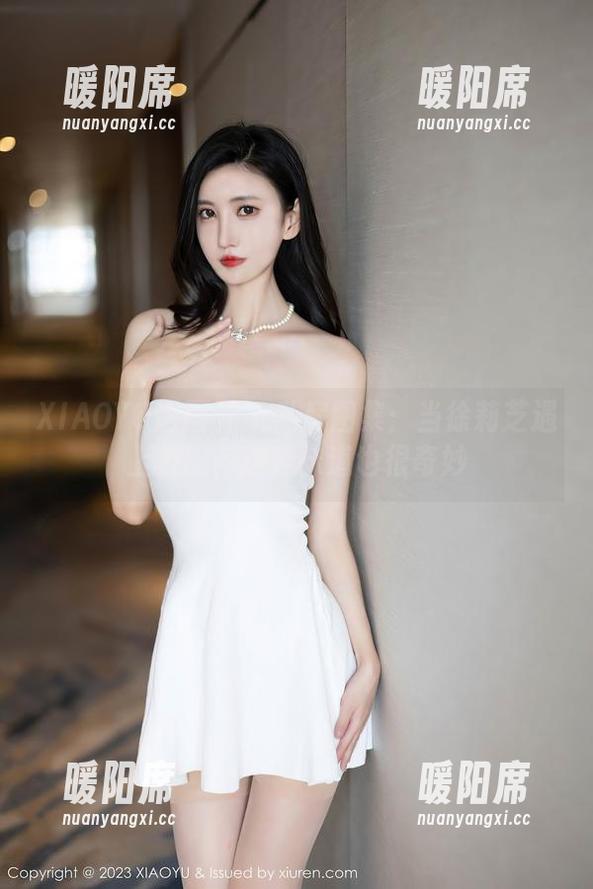 XIAOYU语画界 - 私房图集：当徐莉芝遇上校服，这种味道也很奇妙
