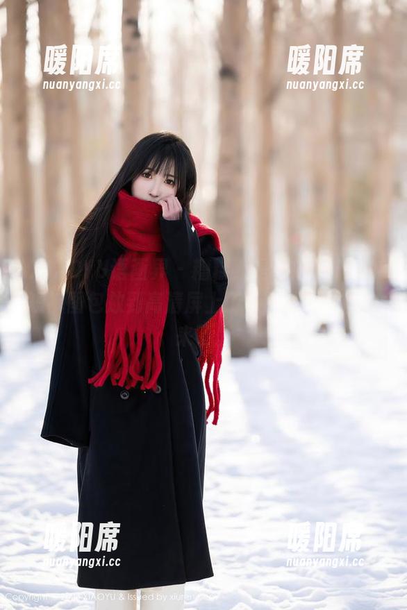 XIAOYU语画界-玥儿玥 XIAOYU语画界 - 糟糕,是谁把玥儿玥的短裤图包放到高清屏上了,眼睛都要飙出来了。