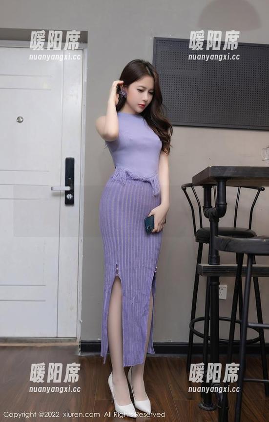 Xiuren秀人网 - 图文并茂：月野兔美妞的美足福利原图，不看会后悔！