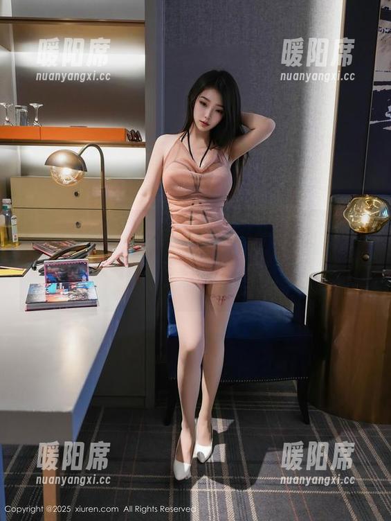 Xiuren秀人网 - 精选涵涵Luna的剧情合集，看得我差点流鼻血，这也太刺激了吧！