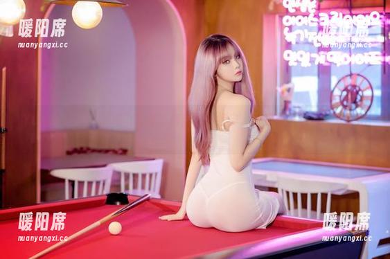 Yuna(윤아)“御姐”写真，高清依旧经典，一边看一边发个分享吧。
