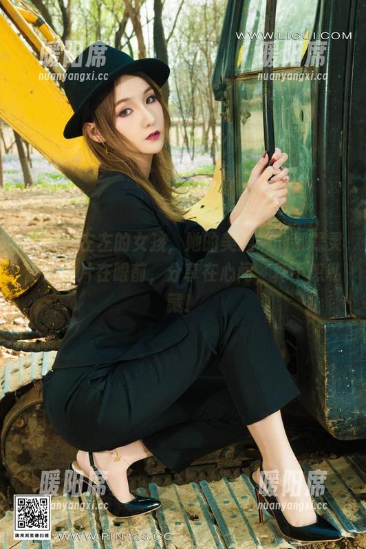 丽柜-左左 丽柜 - 左左的女孩,她的美满满的都是灵魂!图片在眼前,分享在心间,真不想私藏!