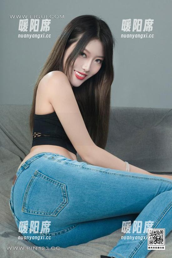 丽柜-王欣竹 丽柜 - 王欣竹的短裙美图合集,时尚我看得都快要浮想联翩了!