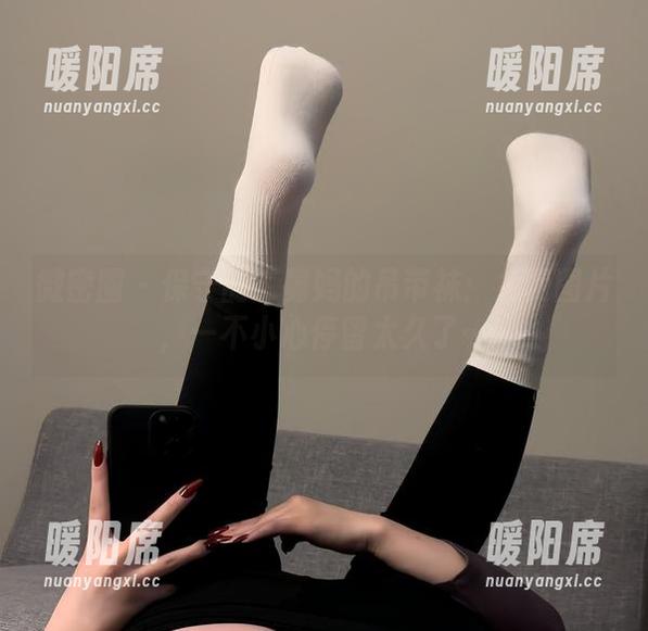 保守的二舅妈 微密圈 - 保守的二舅妈的吊带袜:免费图片,一不小心停留太久了…
