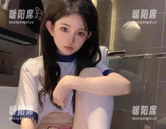 倦倦喵 倦倦喵全套汉服,图集被她的飘逸拖到云端了吧?