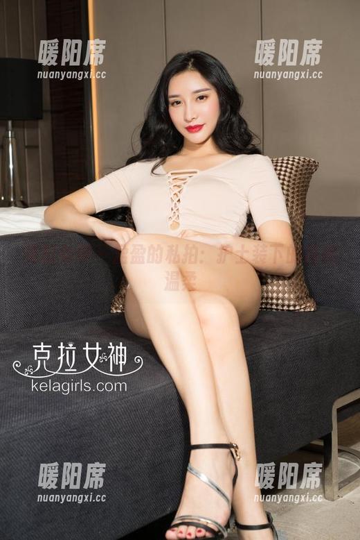 克拉女神 - 盈盈的私拍：护士装下的隐秘温柔