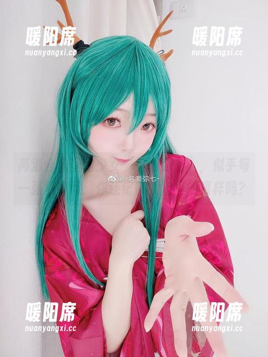 名赖弥七 高清合集里的少女“名赖弥七”,似乎每一张都在问:你还记得我曾经的模样吗?