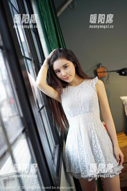 嗲囡囡-娜依灵儿 嗲囡囡 - 娜依灵儿的御姐写真,分享的每一张都让我想起小时候的傻事!