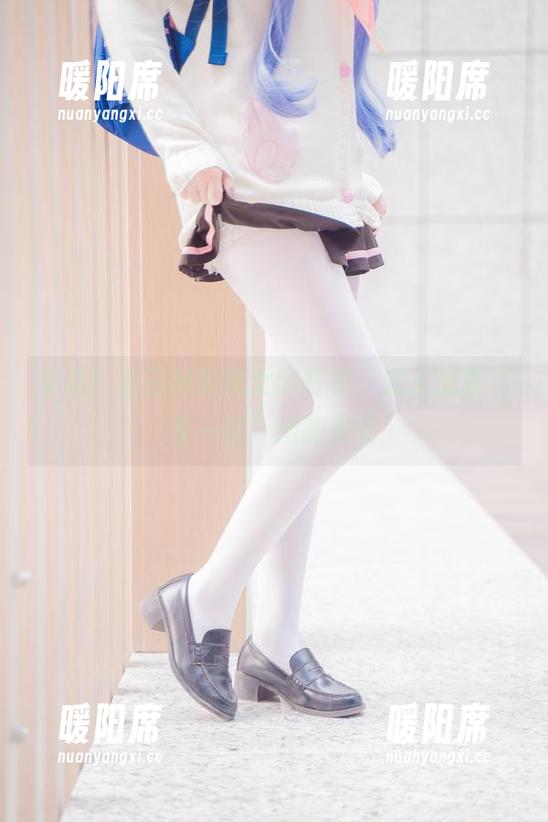 集结！墨玉M的兔女郎写真，让人想要“查一查”她的来历