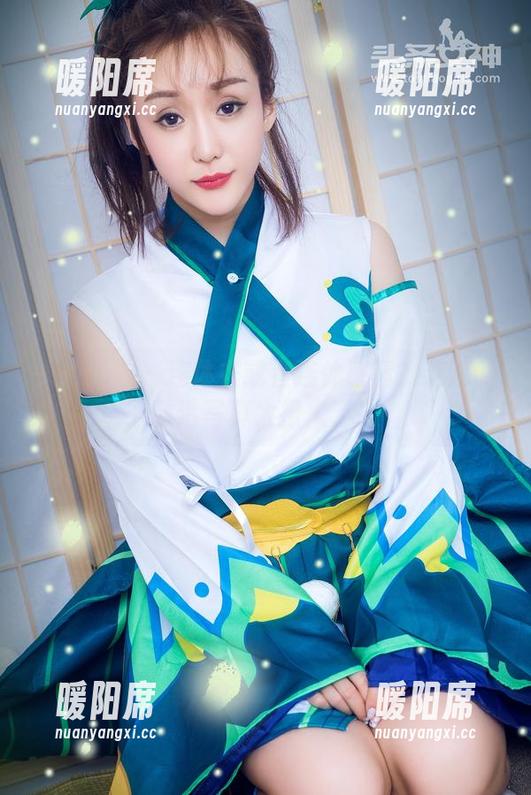 头条女神-芝芝 头条女神 - 连体衣或者连体感情?芝芝的精选写真太撩人了!