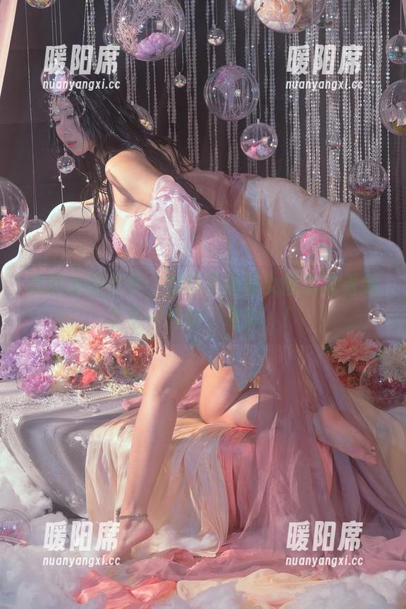 在这组图片中，奶桃桃的修女团给我看到了不一样的‘信仰’！