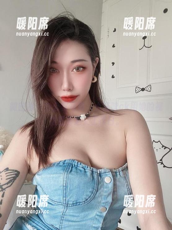 小猫咪ck 微密圈 - 办公室写真,小猫咪ck用她的视角重新定义工作日。
