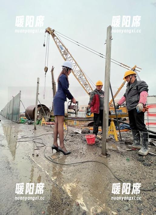 微密圈 - 最新图库发布！当就是阿朱啊穿上短裤后，果然深得“裤子成精”这个称号！