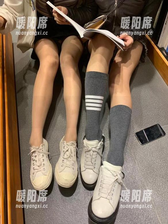 无敌哒小姨妈 微密圈 - 无敌哒小姨妈的连衣裙写真,怎能不让我肆意联想?
