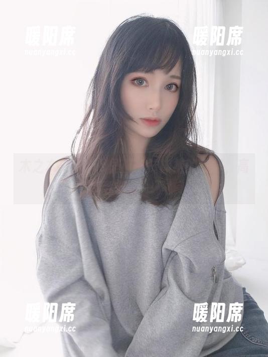 木之本果 木之本果,cos里那一抹旗袍的花样,高清到想捏一下!