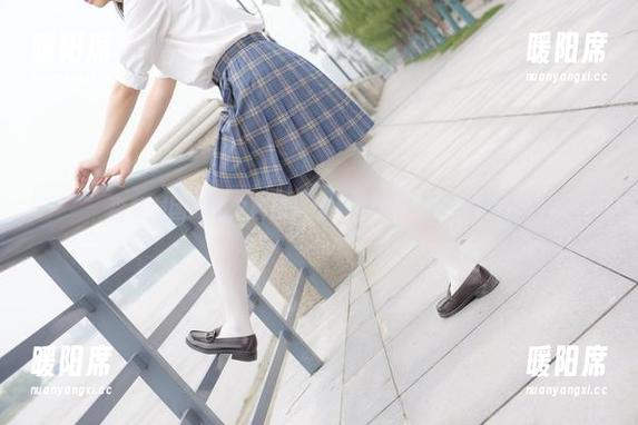 森萝财团 森萝财团原图之解密:这黑丝学妹到底哪来的?