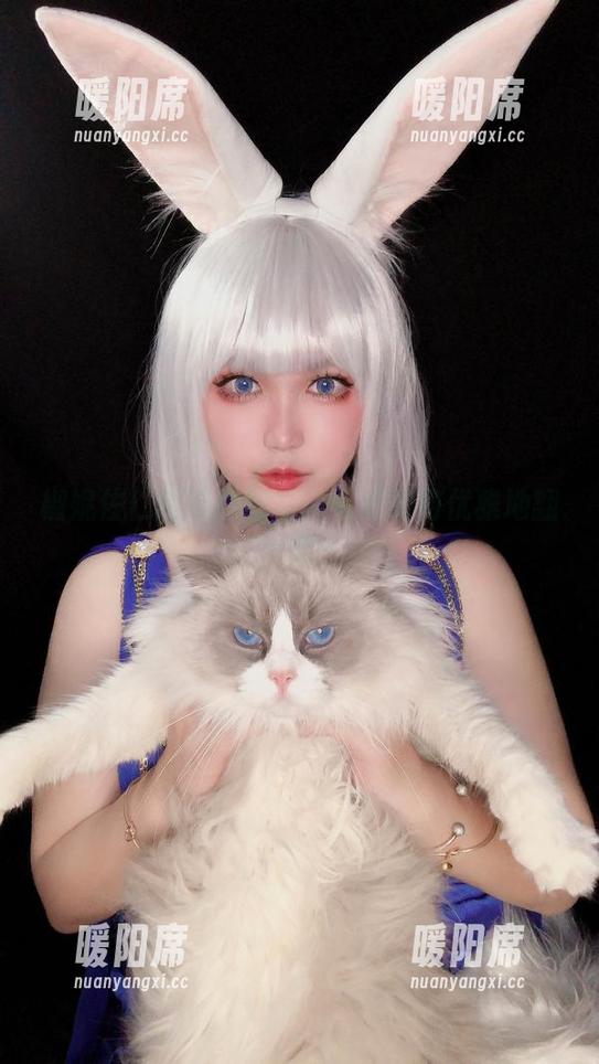 椒妮佐仁 椒妮佐仁的婚纱图集:看她如何优雅地翻滚