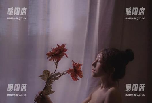 明明是樱晚gigi的美腿，结果我的心思却随着精选图片漂流。