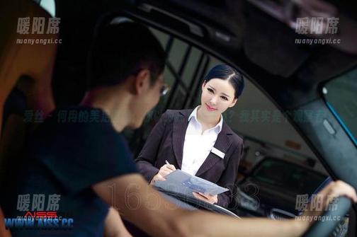 爱丝 - 何冉的美足图集：你以为我只是在看？我其实是个观察者。