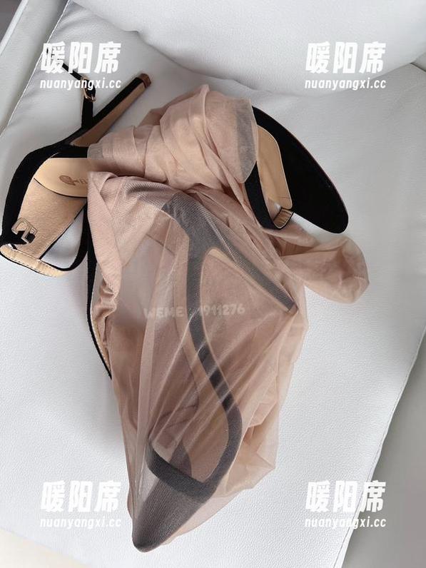 白龙猫女 微密圈 - 从不失控到泳池,白龙猫女又一波美图更新,是要让人畅想吗?