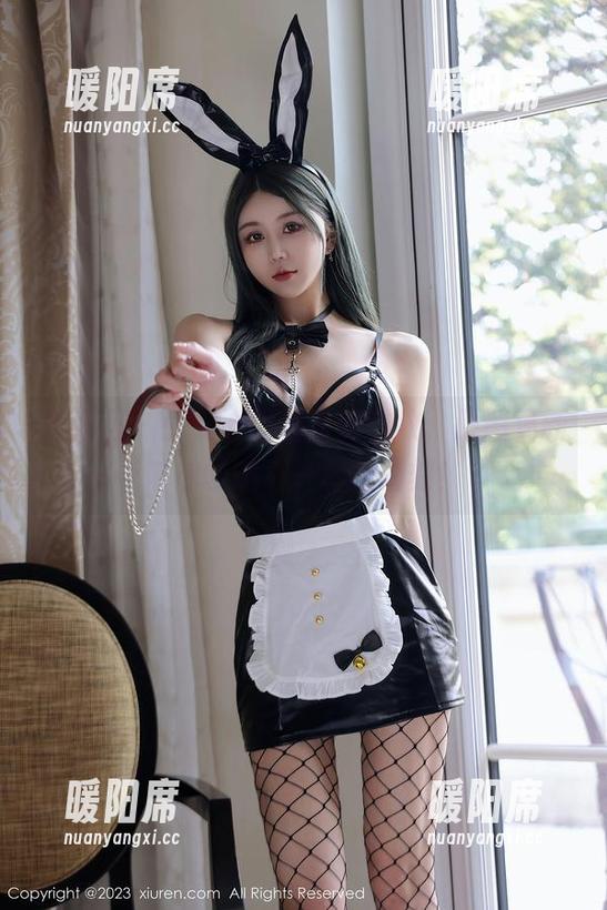 秀人网 - 少女心雪雪新宠豹纹，原图更新带你领略不一样的时刻！