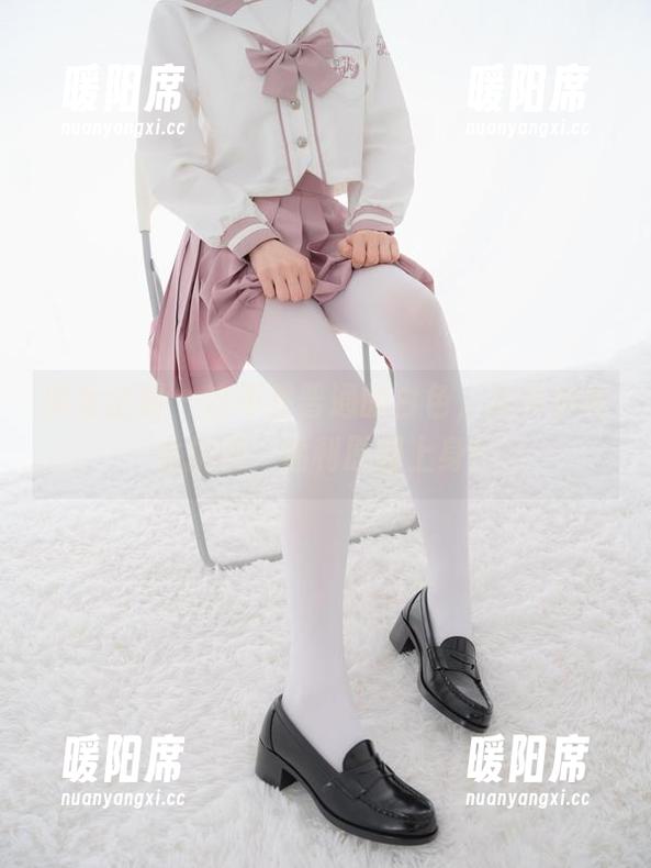 紧急企划 - 这不是普通的白色，林书辞真会挑色，福利原图上身！
