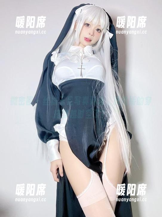 聂傲娇 微密圈 - 丝袜玉足写真精选,聂傲娇的穿搭穿越时空了?