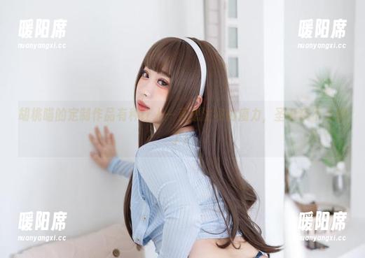 胡桃喵 胡桃喵的定制作品有种让人一直想注视的魔力,圣诞夜不无聊了!