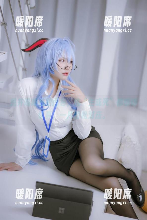 荒井喵喵 荒井喵喵私拍图包,连“生或死”都懒得认真,一片轻松对应。