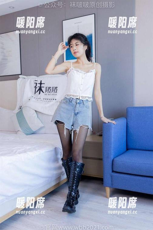 袜啵啵 - 小淳的高跟鞋写真，谁敢说不在意脚踝的优雅？套图都抓心。