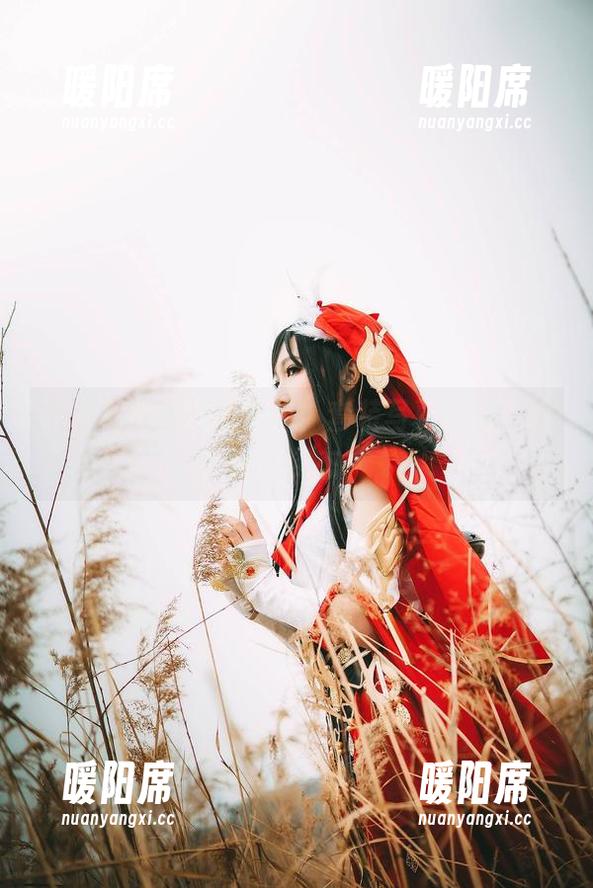 许多鱼鱼鱼拒绝普通，套装写真轻松玩转各色姿态！