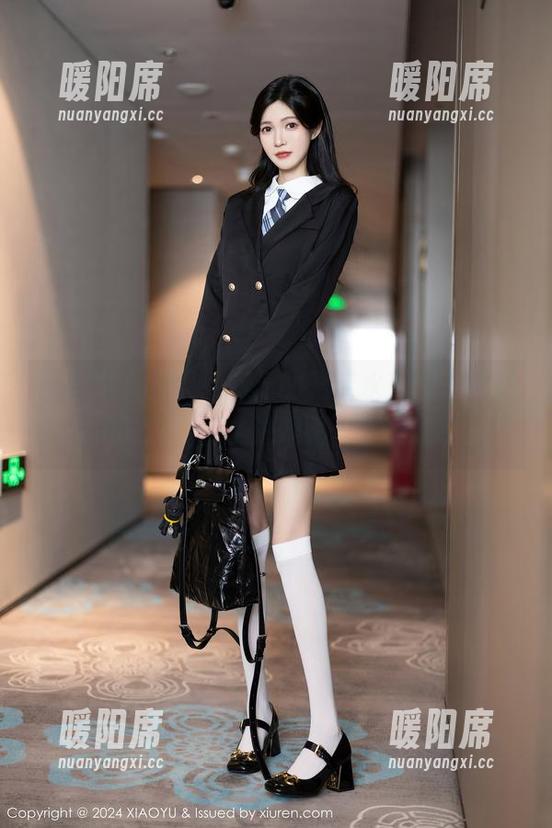 语画界-徐莉芝 语画界 - 发现徐莉芝的死库水美图,就像是一股清流,洗洗眼睛,清爽极了。