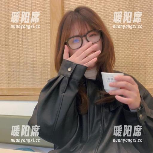 闪月半 闪月半的喵少女写真合集,真心觉得有些猫咪比我还懂得怎么诱惑呢。
