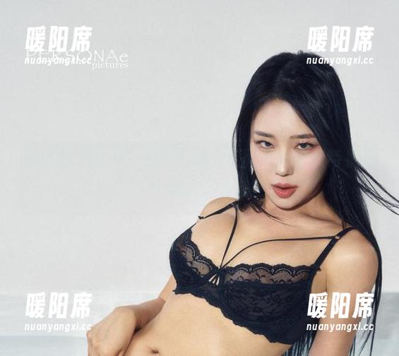 韩国CoCo 私拍是个段子,韩国CoCo在圣诞节来点特别的,当然不能忘了快乐二字。