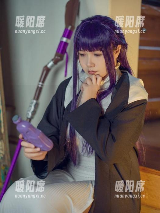 麻花麻花酱 就这麻花麻花酱的职业装cos,打工人的气质立刻上线,未来的职场新人,跟上哦!
